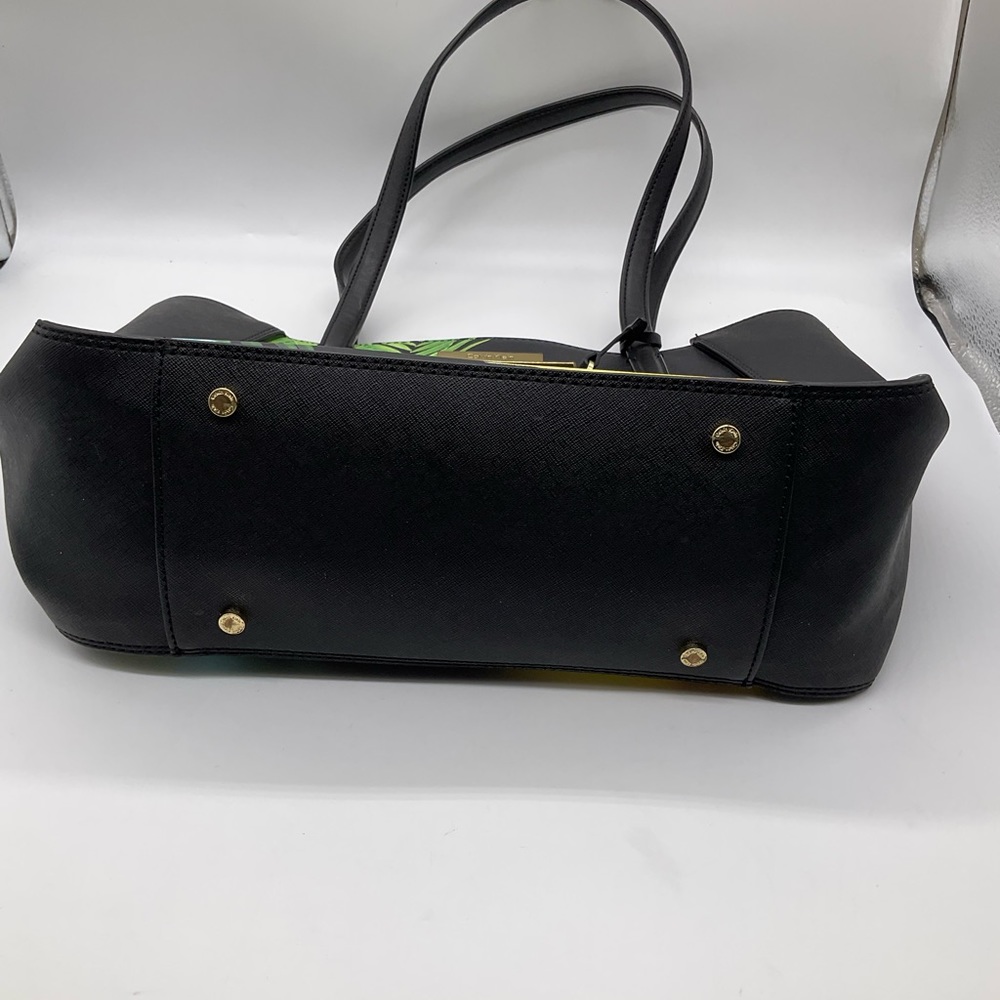 CALVIN KLEIN MARISA‎ SAFFIANO LEATHER SHOULDER BAG - Picture 3 of 7